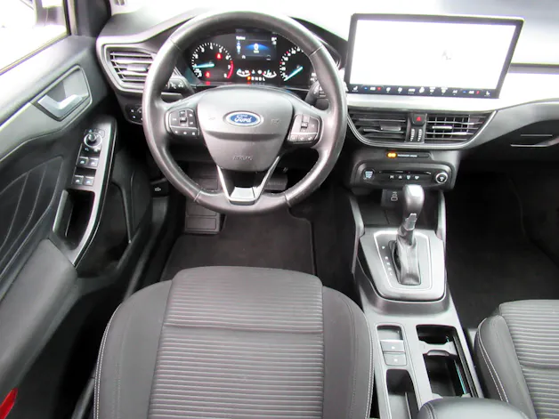 FORD Focus 1.0 MHEV Titanium Automat