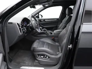 PORSCHE Cayenne E-Hybrid