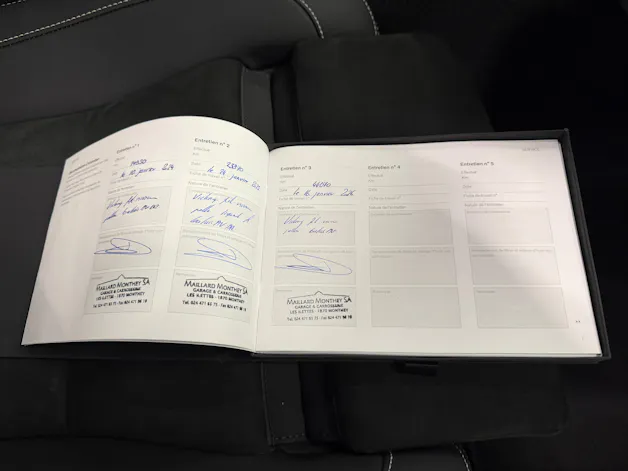 Volvo XC40 1.5 T4 PiH Plus Dark