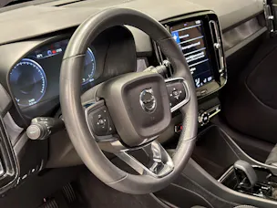 Volvo XC40 1.5 T4 PiH Plus Dark
