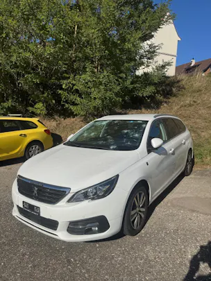 PEUGEOT 308 SW 1.5 BlueHDI Tech Edition EAT8