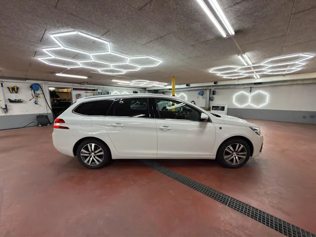 Peugeot 308 SW 1.5 BlueHDI Tech Edition EAT8