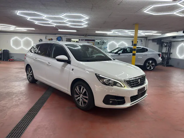 Peugeot 308 SW 1.5 BlueHDI Tech Edition EAT8