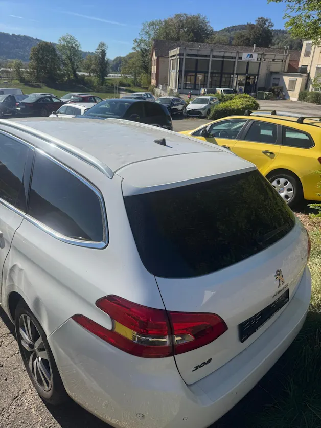 PEUGEOT 308 SW 1.5 BlueHDI Tech Edition EAT8