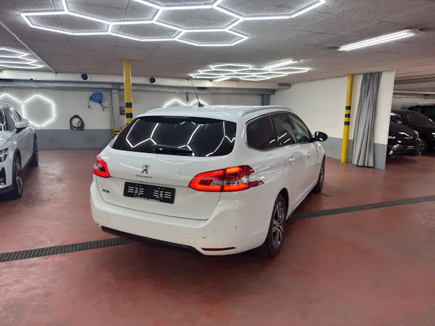 Peugeot 308 SW 1.5 BlueHDI Tech Edition EAT8