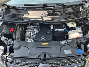 MERCEDES-BENZ V 300 d lang 4Matic Swiss Edition 9G-Tronic