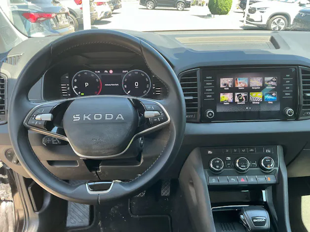 Škoda Karoq Selection *** ACC & RÜCKFAHRKAMERA ***