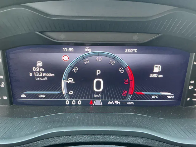 Škoda Karoq Selection *** ACC & RÜCKFAHRKAMERA ***