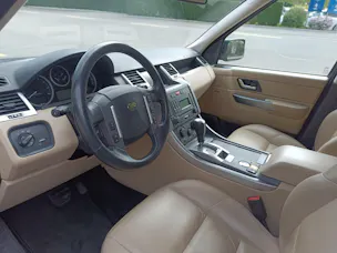 Land Rover Range Rover Sport 4.4 V8 HSE Automatic