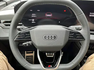 Audi Q6 e-tron quattro