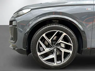 Audi Q6 e-tron quattro