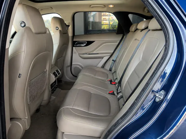 Jaguar F-Pace 25d R-Sport AWD Automatik