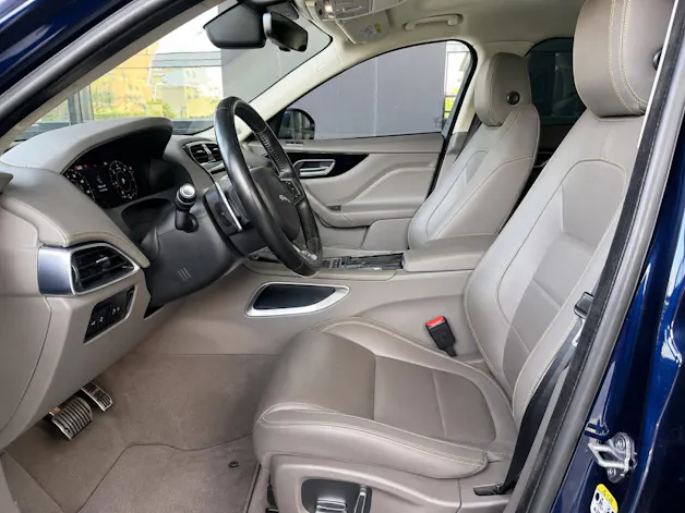 Jaguar F-Pace 25d R-Sport AWD Automatik