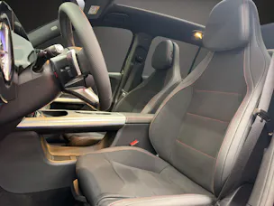 MERCEDES-BENZ GLB 220 4MATIC
