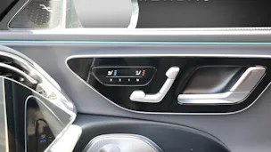 MERCEDES-BENZ E 220 d 4MATIC T-Modell "Swiss Star"