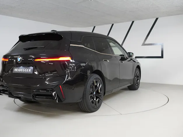 BMW iX xDrive60 M Sport