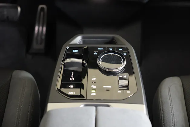 BMW iX xDrive60 M Sport