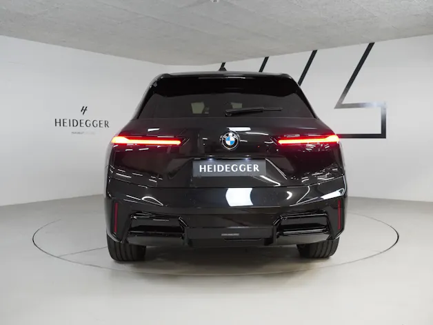 BMW iX xDrive60 M Sport