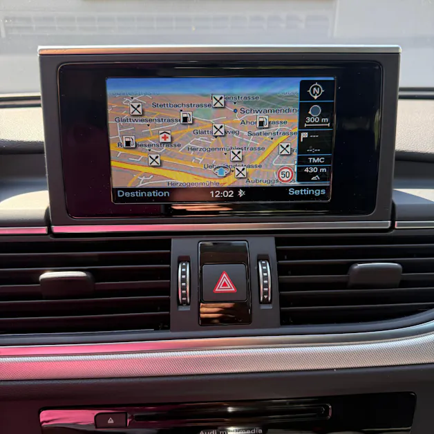 Audi A6 Avant 2.0 TDI S-tronic *S-LINE*