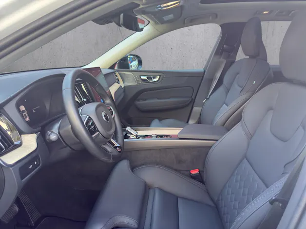 Volvo XC60 2.0 T6 TE Ultra Dark eAWD