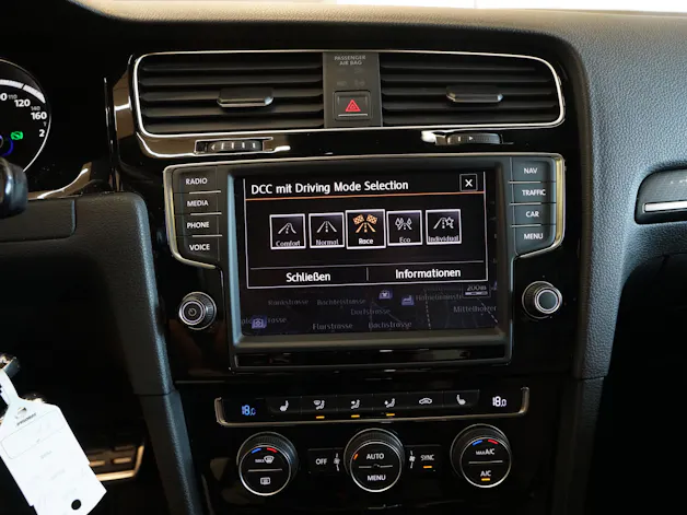 VW Golf 2.0 TSI R 4Motion DSG