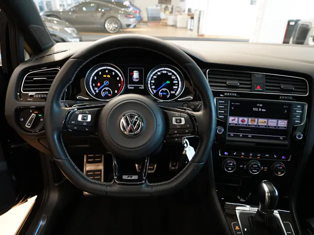 VW Golf 2.0 TSI R 4Motion DSG