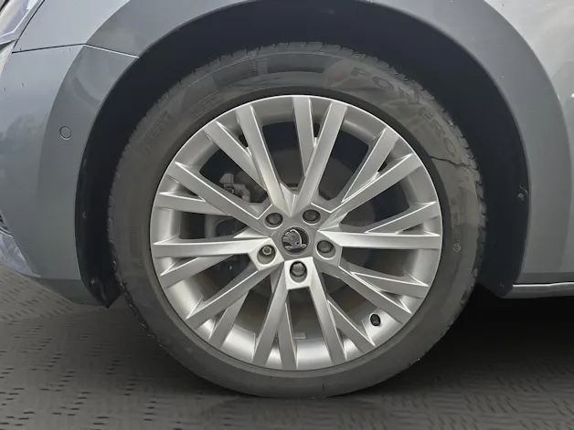 Škoda Superb 1.4 TSI Ambition PHEV DSC