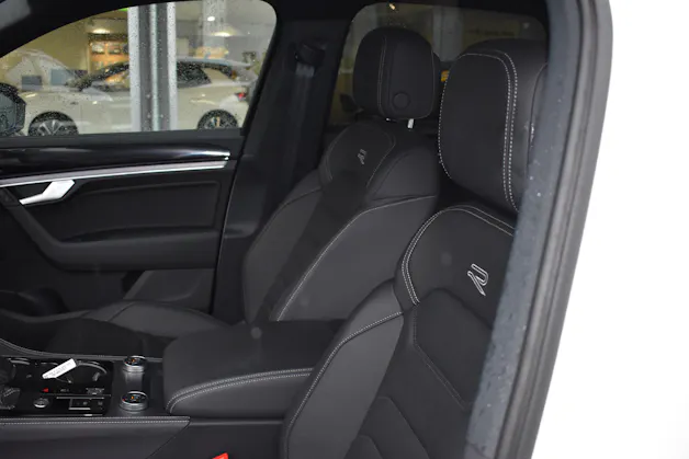 VW Touareg 3.0 TDI R-Line Tiptronic