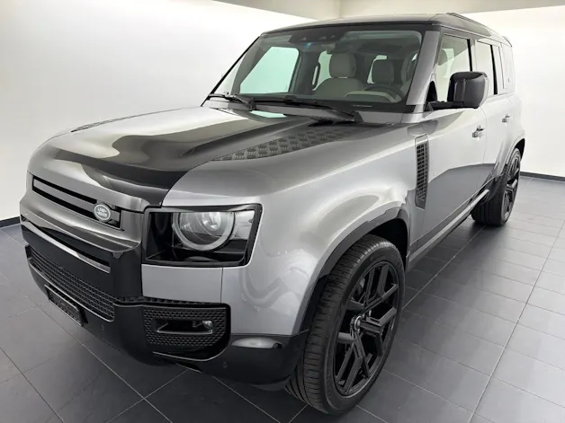 Land Rover Defender110 3.0DI6 300 SE
