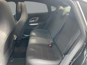 MERCEDES-BENZ CLA 200 8G-DCT 4Matic