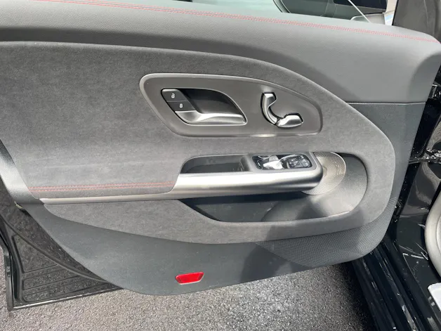 MERCEDES-BENZ CLA 200 8G-DCT 4Matic