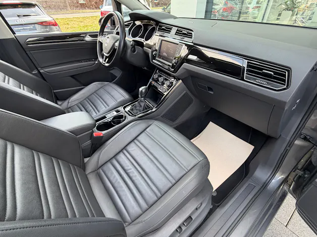 VW Touran 1.4 TSI BlueMotion Technology Highline DSG