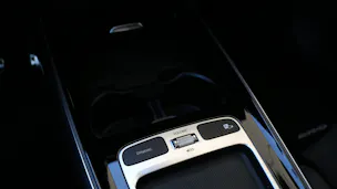 MERCEDES-BENZ GLA 250 4Matic Swiss Star