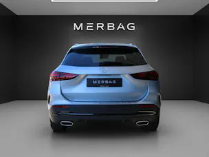 MERCEDES-BENZ GLA 250 4Matic Swiss Star