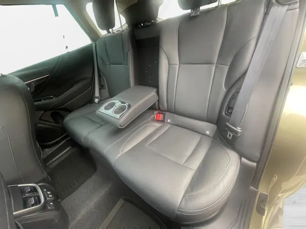 Subaru Outback 2.5i Luxury AWD Lineartronic