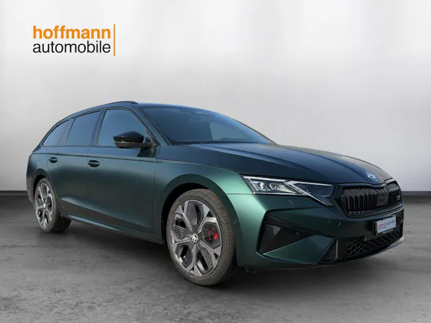 SKODA Octavia Combi 2.0 TSI DSG RS 30 Years Edition