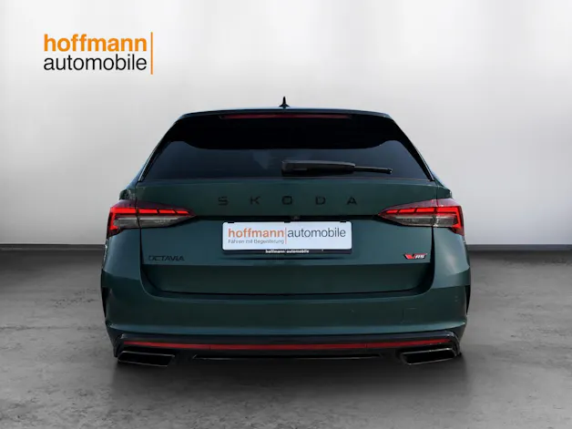 SKODA Octavia Combi 2.0 TSI DSG RS 30 Years Edition