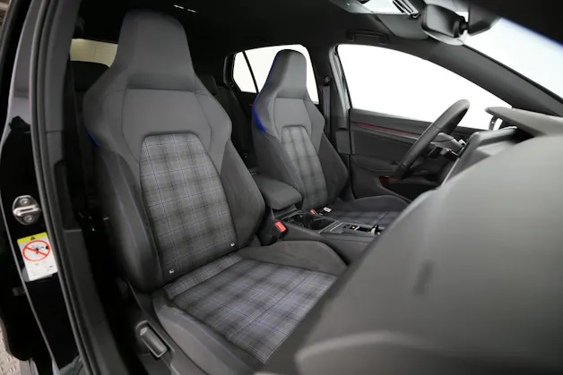 VW Golf VIII 1.4 TSI PHEV GTE DSG