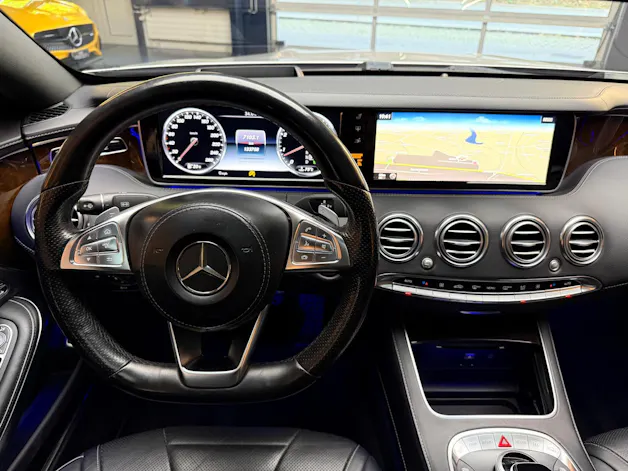 Mercedes-Benz S 500 V8 4matic Coupé AMG-Line