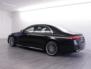 Fahrzeugbild MERCEDES-BENZ S 580 V8 AMG Line 4matic