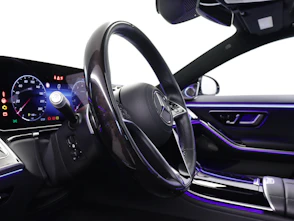 Fahrzeugbild MERCEDES-BENZ S 580 V8 AMG Line 4matic