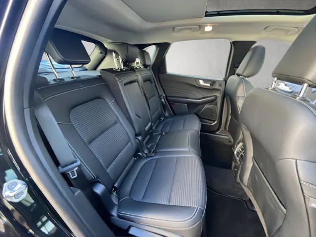 Ford Kuga 2.5 Hybrid Titanium X 4x4