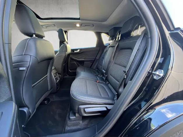 Ford Kuga 2.5 Hybrid Titanium X 4x4