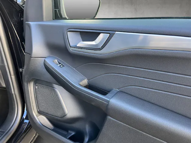 Ford Kuga 2.5 Hybrid Titanium X 4x4