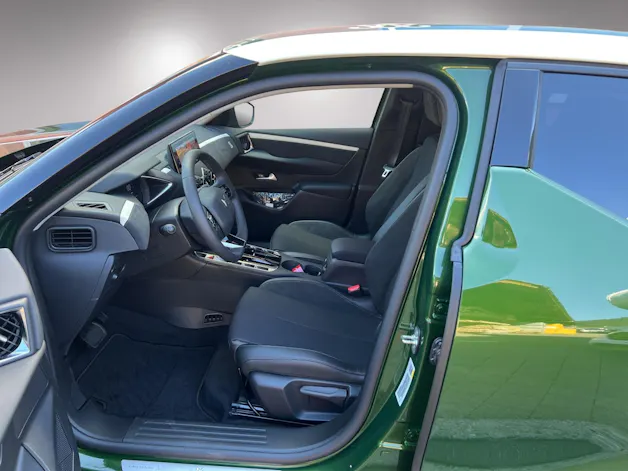 DS Automobiles 3 Crossback 1.2 Hybrid Maison Sarah Lavoine