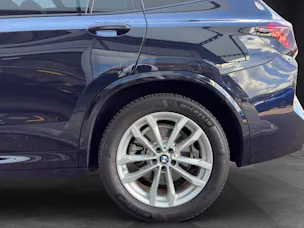 BMW X3 xDrive30i