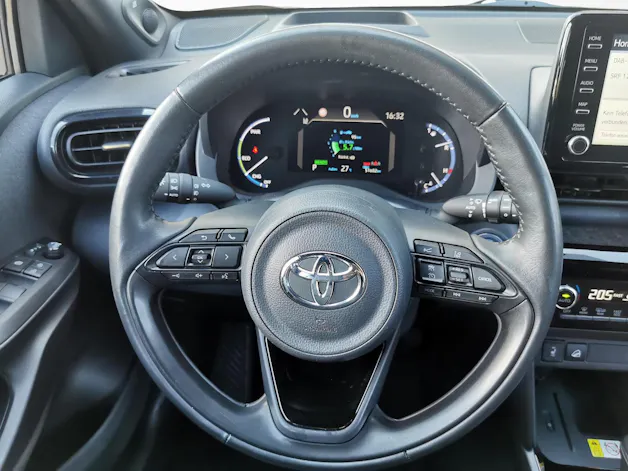 Toyota Yaris Cross 1.5 VVT-i HSD Adventure AWD-i