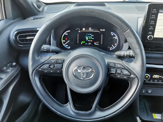 Toyota Yaris Cross 1.5 VVT-i HSD Adventure AWD-i