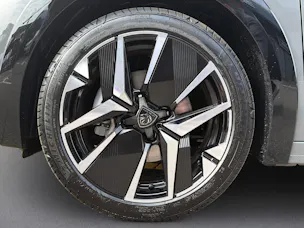 Peugeot 208 1.2 Hybrid 145 GT Exclusive
