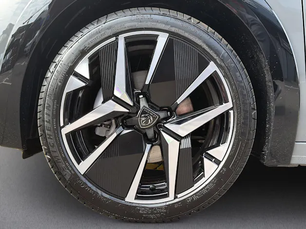 Peugeot 208 1.2 Hybrid 145 GT Exclusive